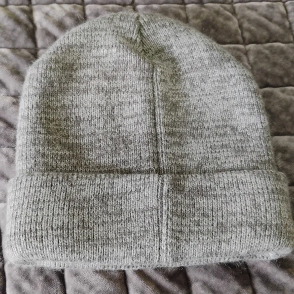 Nintendo Grey Beanie Hat with Controller Patch - Picture 2 of 3